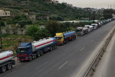 Suriye, Irak'tan gelen akaryakıtın sevkiyatına başladı