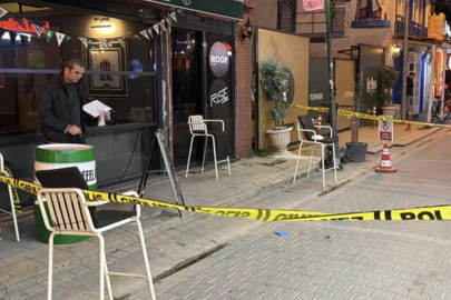 Barlar sokağında bıçaklı kavga! Yaralılar var