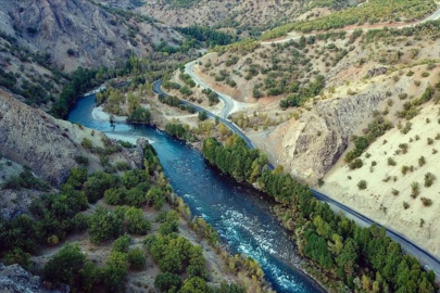 Munzur Çayı'nda kimliği belirsiz kadın cesedi bulundu