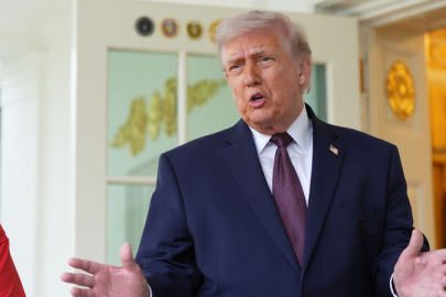 Trump bizzat duyurdu! İki ülke 34 yıl sonra görüşecek