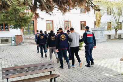 Çobanları hamama götürüp, 5 milyon lira değerindeki büyükbaşları çaldılar