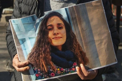 Gülistan Doku'nun ailesini adliye önünde tehdit ettiler