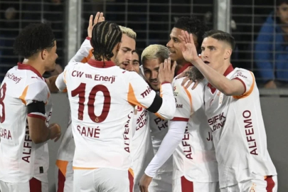 Galatasaray, Fenerbahçe ile puan farkını 4'e yükseltti