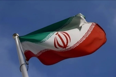 İran, hava sahasının bir bölümünü uçuşlara açtı