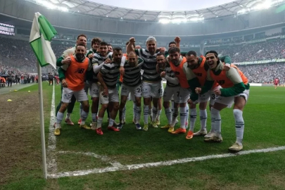 Bursaspor şampiyonluk maçına çıkıyor!