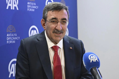 Cevdet Yılmaz: Türkiye bu sene zirveler yılı yaşıyor