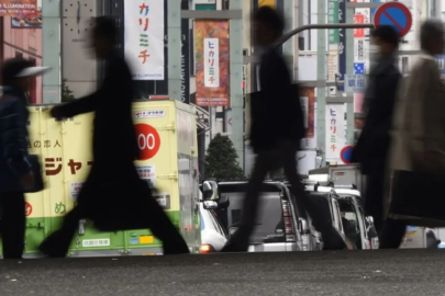 Japonya'da günde ortalama 210 kişi evinde yalnız ölüyor