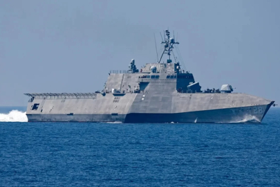 İran, ABD savaş gemilerine İHA saldırısı düzenledi