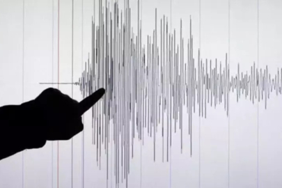 Japonya'da 7.4 büyüklüğünde deprem!