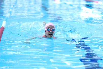 Osmangazi Belediyesi’nden 23 Nisan’a Özel Yüzme Şenliği