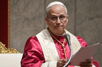 Papa 14. Leo'dan Orta Doğu ve Ukrayna için barış çağrısı: Silahlar sussun, diyalog sürsün