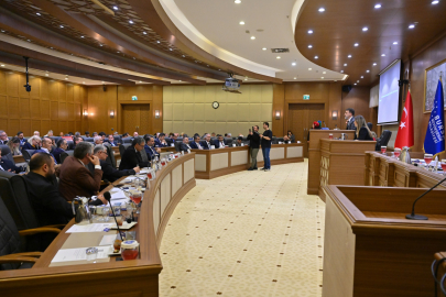 Büyükşehir Belediyesi 2025 yılı Faaliyet Raporu’na onay