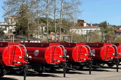 Orhaneli'nin kırsal mahallelerine su tankerleri teslim edildi