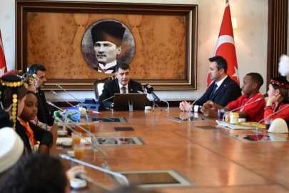 Ankara Valisi Şahin, 23 Nisan kapsamında misafir ülke çocuklarını kabul etti