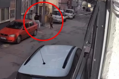 Bursa'da tepki çeken görüntü! Biri yumrukladı, diğeri kaydetti