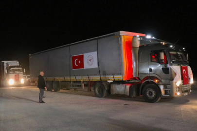 Türkiye'den İran'a 6 tırlık tıbbi yardım yola çıkıyor
