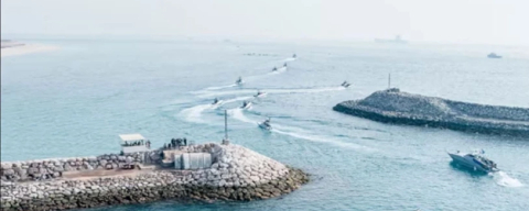 Yeniden organize oluyor