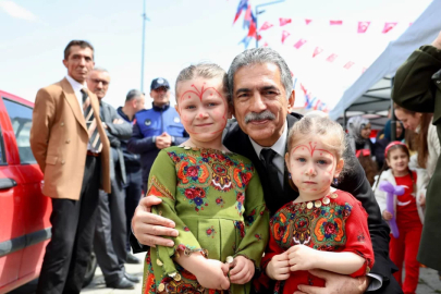 Gemlik'te 23 Nisan coşkusu meydanlara taştı...