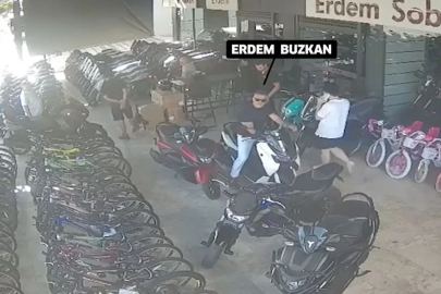 Manavgat'ta eski başkanın tutuklandığı soruşturmada paraların motosikletle taşındığı görüntüler ortaya çıktı