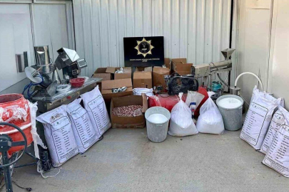 Aydın polisinden zehir üretimine ağır darbe: 271 kilo 860 gram ham madde ele geçirildi