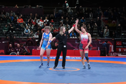 Milli güreşçi Buse Tosun Çavuşoğlu, bronz madalya kazandı