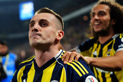 Fenerbahçe'de tek hedef; derbi galibiyetiyle yarışa tutunmak