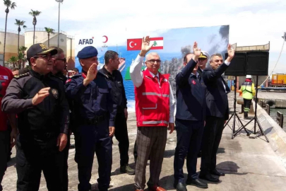 Mersin Limanı'ndan Lübnan'a 730 tonluk insani yardım yola çıktı
