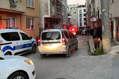 Bursa'da göçmenler yine birbirlerine girdi! Bıçaklar konuştu, yaralı var...