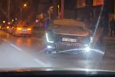 Bursa'da korkutan kaza! Otomobil takla attı trafik kilitlendi