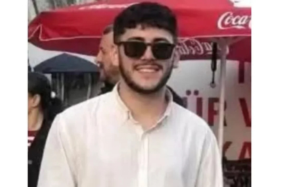 Konser sırasında girdiği denizde boğulma tehlikesi geçirdi, hastanede hayatını kaybetti