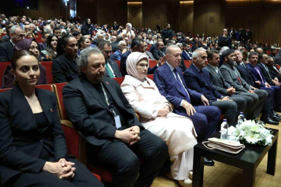 Cumhurbaşkanı Erdoğan İstanbul'da film galasına katıldı