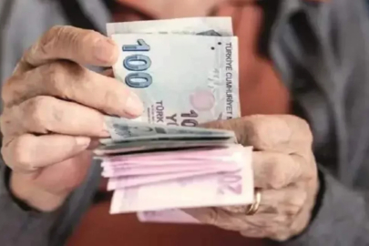 Emekli maaşı kesilir mi? Uzman isimden kritik açıklama geldi
