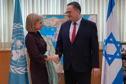 İsrail Savunma Bakanı, BM Lübnan Özel Koordinatörü ile bir araya geldi