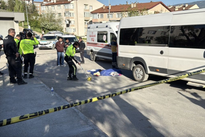Karabük'te minibüsün çarptığı 3 yaşındaki çocuk hayatını kaybetti