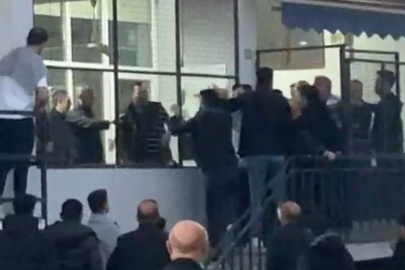Bursa'da mahalleyi karıştıran kavga! İki grup birbirine girdi, kameralar kaydetti...