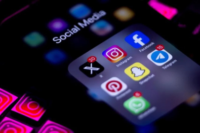 Sosyal medya düzenlemesi geliyor! Bakan tarih verdi...