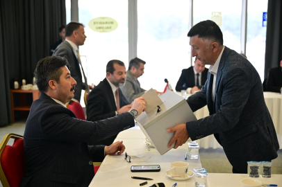 Yenişehir Belediye Başkanı Ercan Özel, Hagel’in Encümen Üyeliğine Seçildi