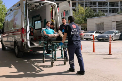 Bursa'da otomobil ve iş makinesi çarpıştı! 1 yaralı var...