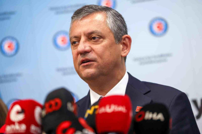 CHP Genel Başkanı Özel: "4 Mayıs tarihinden itibaren tam kadro sahadayız"