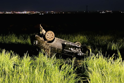 Diyarbakır'da devrilen otomobildeki 10 kişi yaralandı