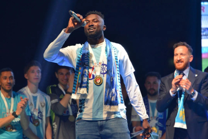 Erzurumspor FK, Süper Lig'e Yükselişini Coşkulu Törenle Kutladı