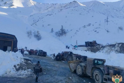 Maden sahasında çığ felaketi! 6 işçi hayatını kaybetti