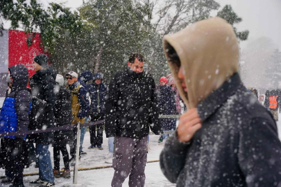 Meteoroloji’den kritik uyarı: Yalancı bahar bitiyor, kar ve sağanak geri geliyor