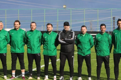 Kritik maç öncesi enteresan olay: Kendisi kaldı yardımcılarını yolladı