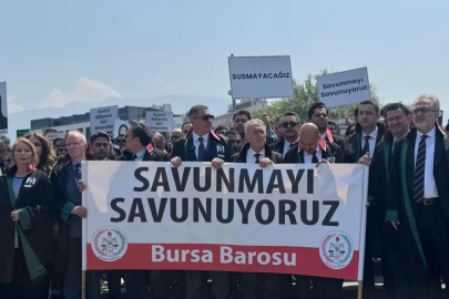 Bursa'da avukatlar Hatice Kocaefe için yürüdü: 'Artık başsağlığı dilemek istemiyoruz'