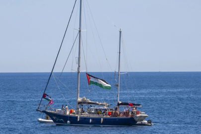 İsrail, Küresel Sumud Filosu'ndan alıkoyduğu aktivistleri Yunanistan'a teslim edecek