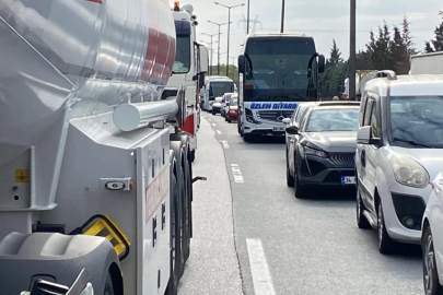 Kocaeli TEM'de 6 tır birbirine girdi!