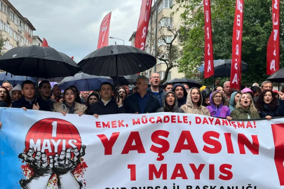 Bursa'da 1 Mayıs! Binlerce kişi omuz omuza yürüyor...