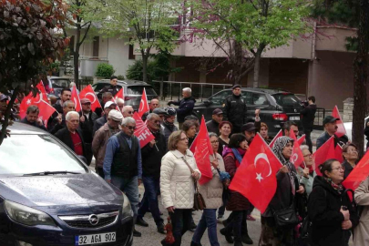 Isparta'da 1 Mayıs Emek ve Dayanışma Günü halaylarla kutlandı