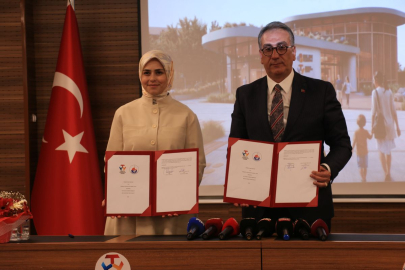 Trabzon'da 'Bayraktar Bilim Merkezi' için imzalar atıldı